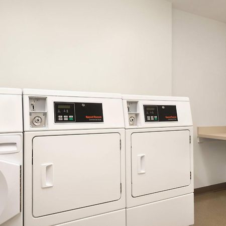 Springhill Suites By Marriott Milwaukee West/Wauwatosa Extérieur photo