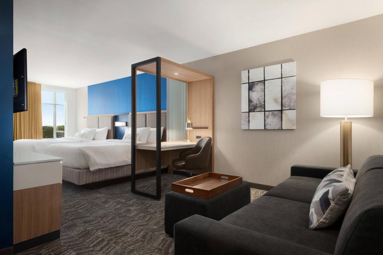 Springhill Suites By Marriott Milwaukee West/Wauwatosa Extérieur photo