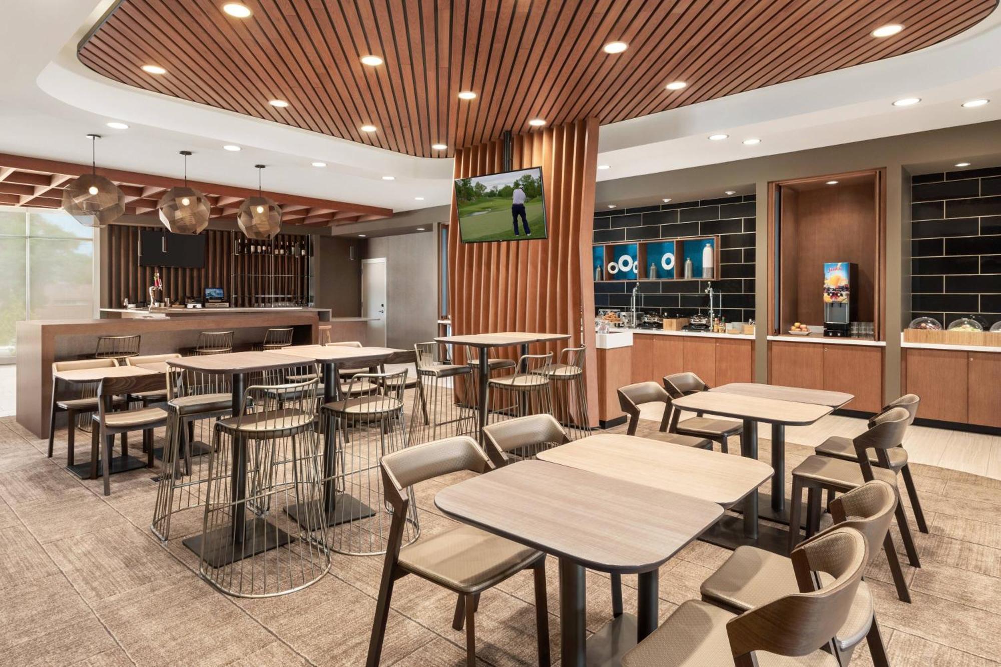 Springhill Suites By Marriott Milwaukee West/Wauwatosa Extérieur photo