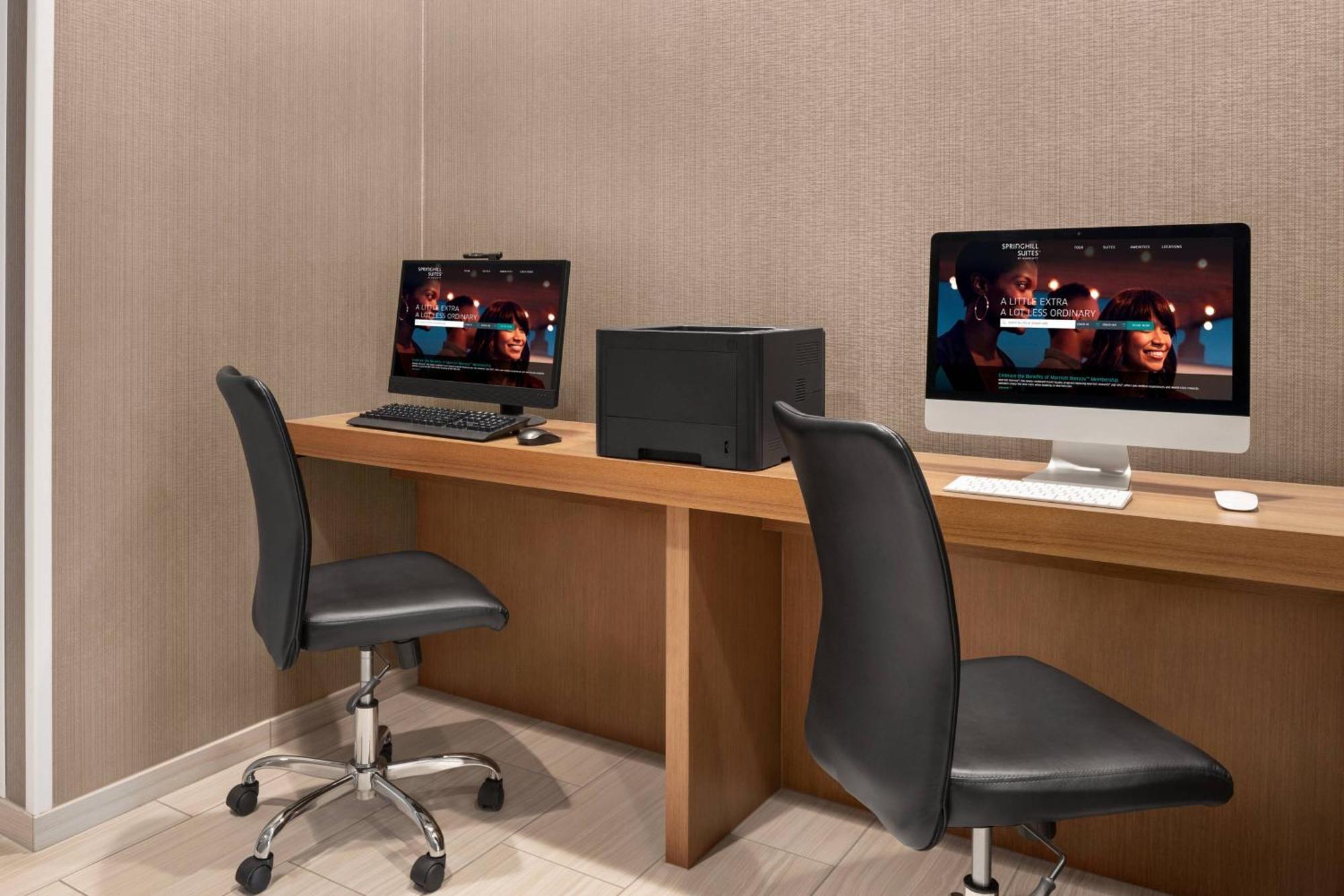 Springhill Suites By Marriott Milwaukee West/Wauwatosa Extérieur photo